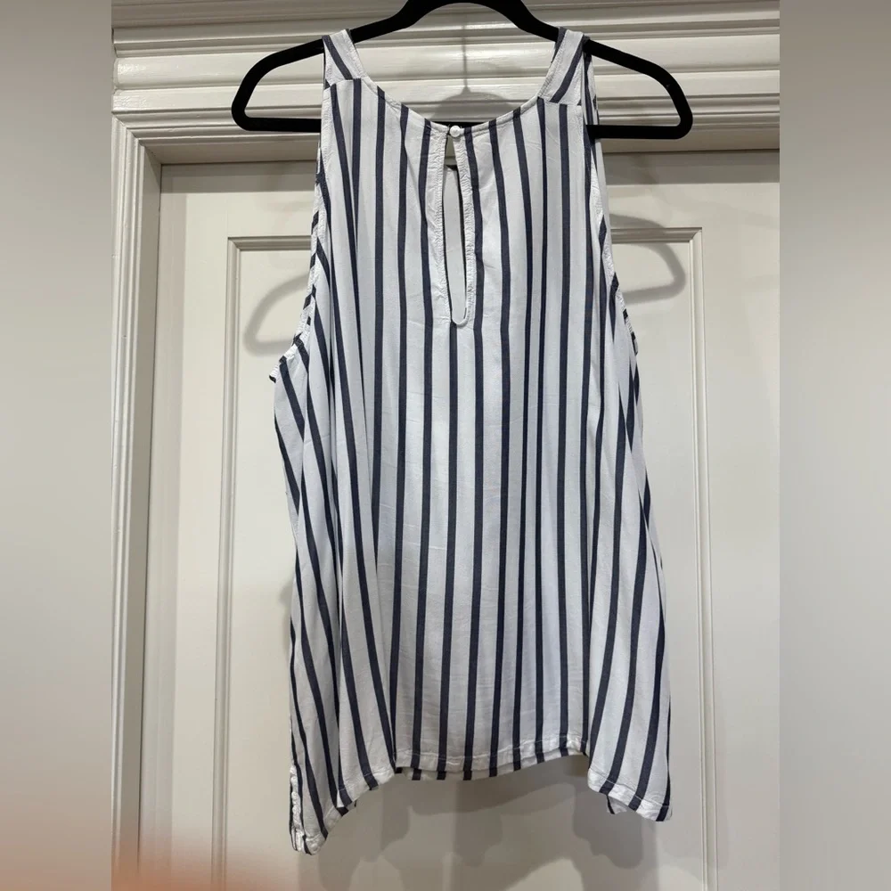 Old Navy Rayon Striped Tank Top
**In very good condition** - Picture 2 of 5